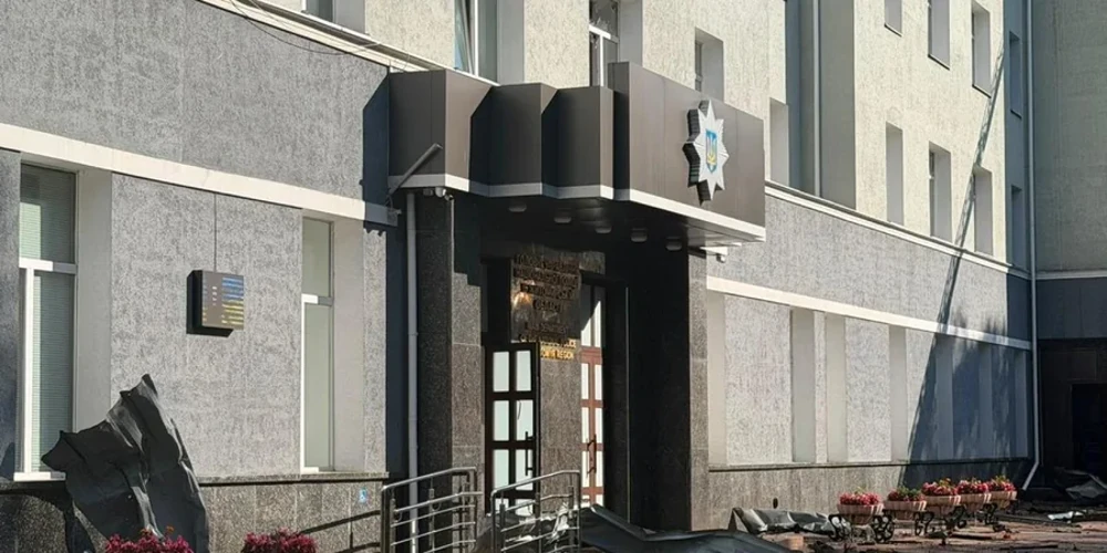 Атака на ГУНП у Житомирі: пошкоджено бібліотеку, 40 постраждалих