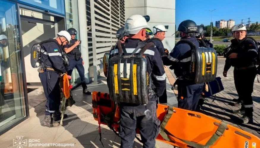 Удар по ТЦ у Кривому Розі 21 серпня: масштаб руйнувань і рятувальна операція